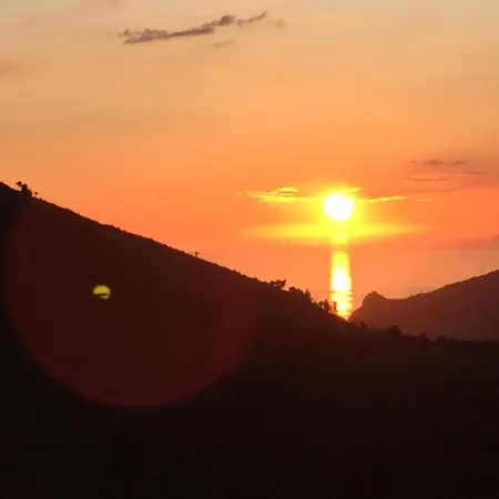 아파트 Un Capriccio - Mirto *