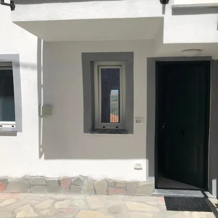 Un Capriccio - Mirto